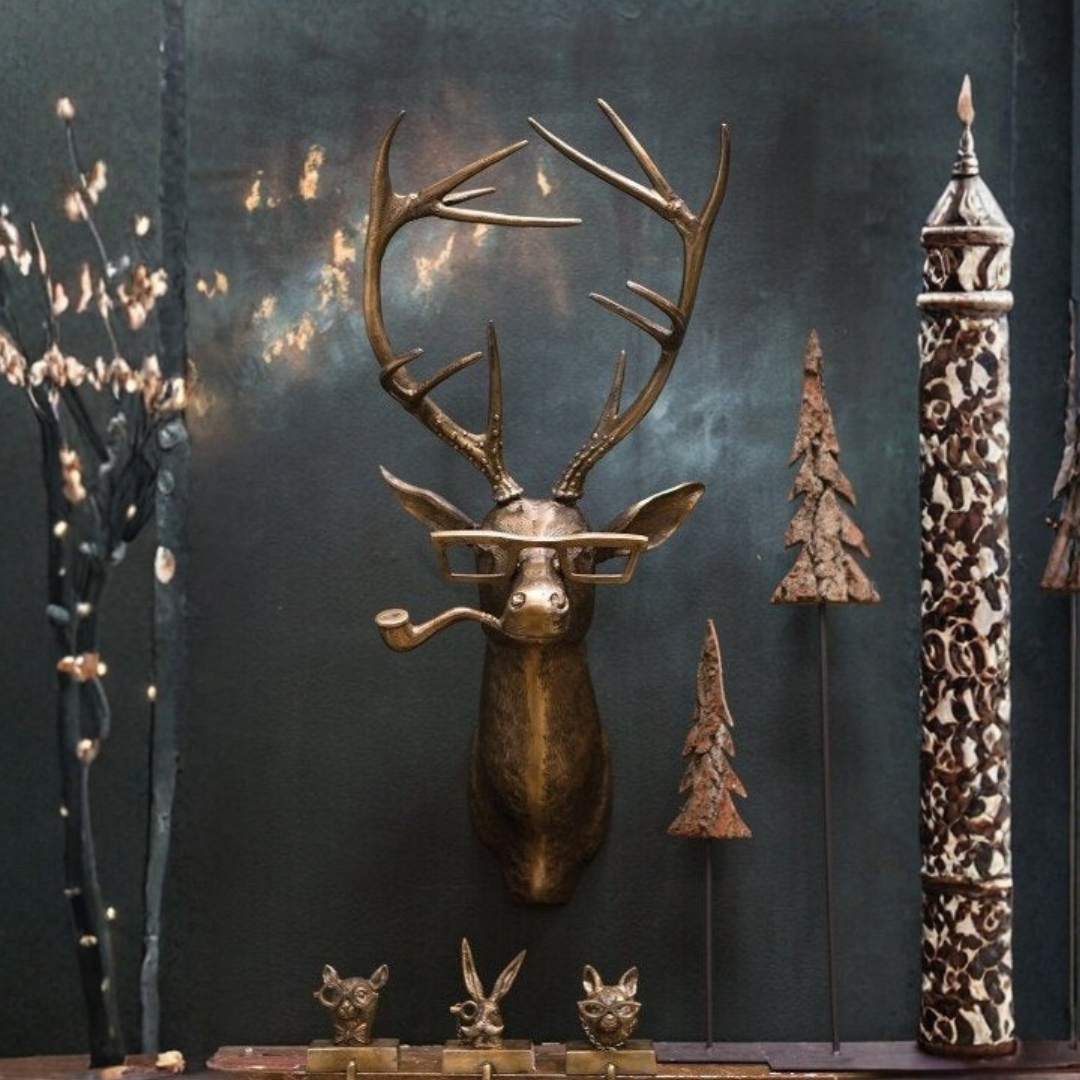 Rustic Deer Head Wall Art with Textured Antlers for Home Decor