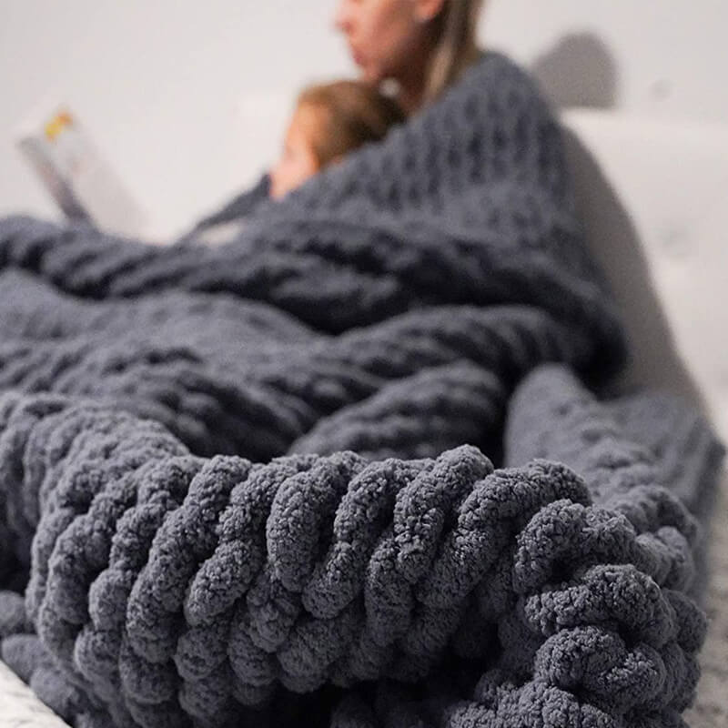 Cozy Chunky Knit Throw Blanket for Home Decor and Warmth