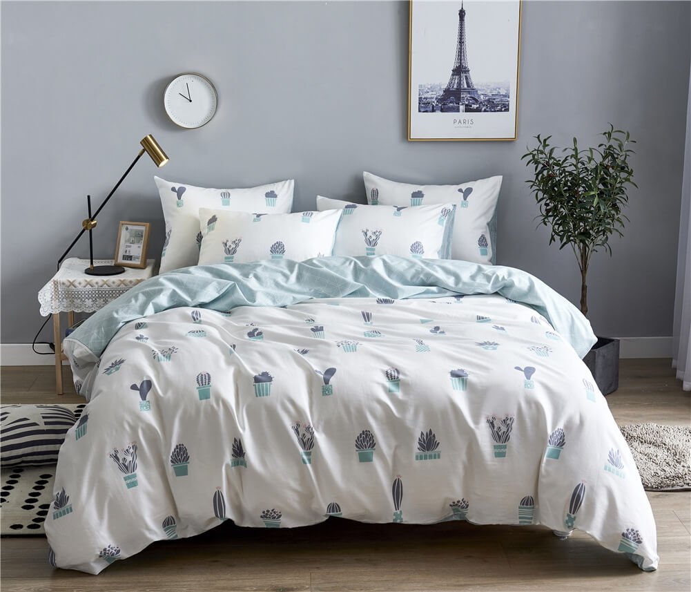 Luxury Cotton Duvet Cover Set - Soft, Breathable Bedding for Comfort