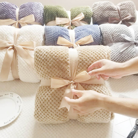 Soft Cotton Flannel Fleece Throw Blanket for Cozy Home Comfort