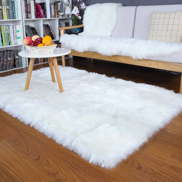 Soft Faux Fur Round Sheepskin Area Rug for Living Room & Bedroom