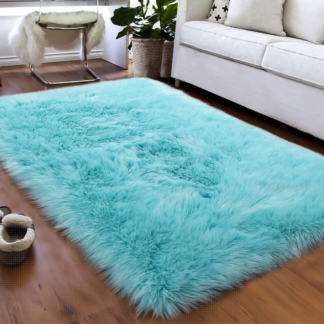 Soft Shaggy Faux Wool Rug - Plush Area Carpet for Home Decor
