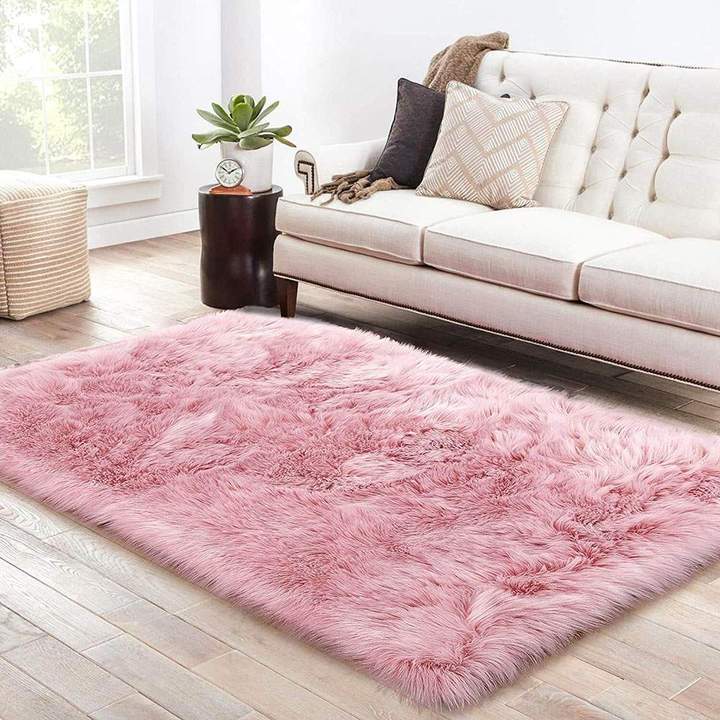Soft Shaggy Faux Wool Rug - Plush Area Carpet for Home Decor