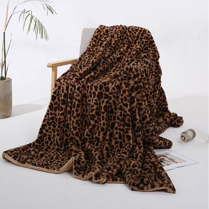Soft Fleece Faux Fur Throw Blanket - Cozy Lap Blanket for Home