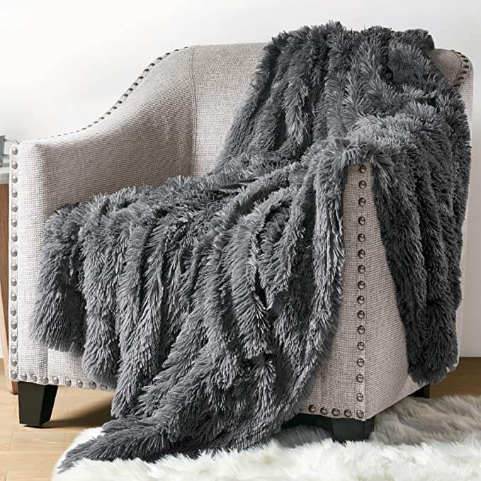 Soft Fleece Faux Fur Throw Blanket - Cozy Lap Blanket for Home