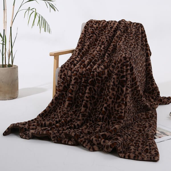 Soft Fleece Faux Fur Throw Blanket - Cozy Lap Blanket for Home