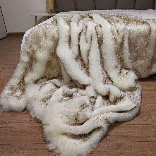 Plush Faux Fur Throw Blanket for Cozy Home Decor and Warmth