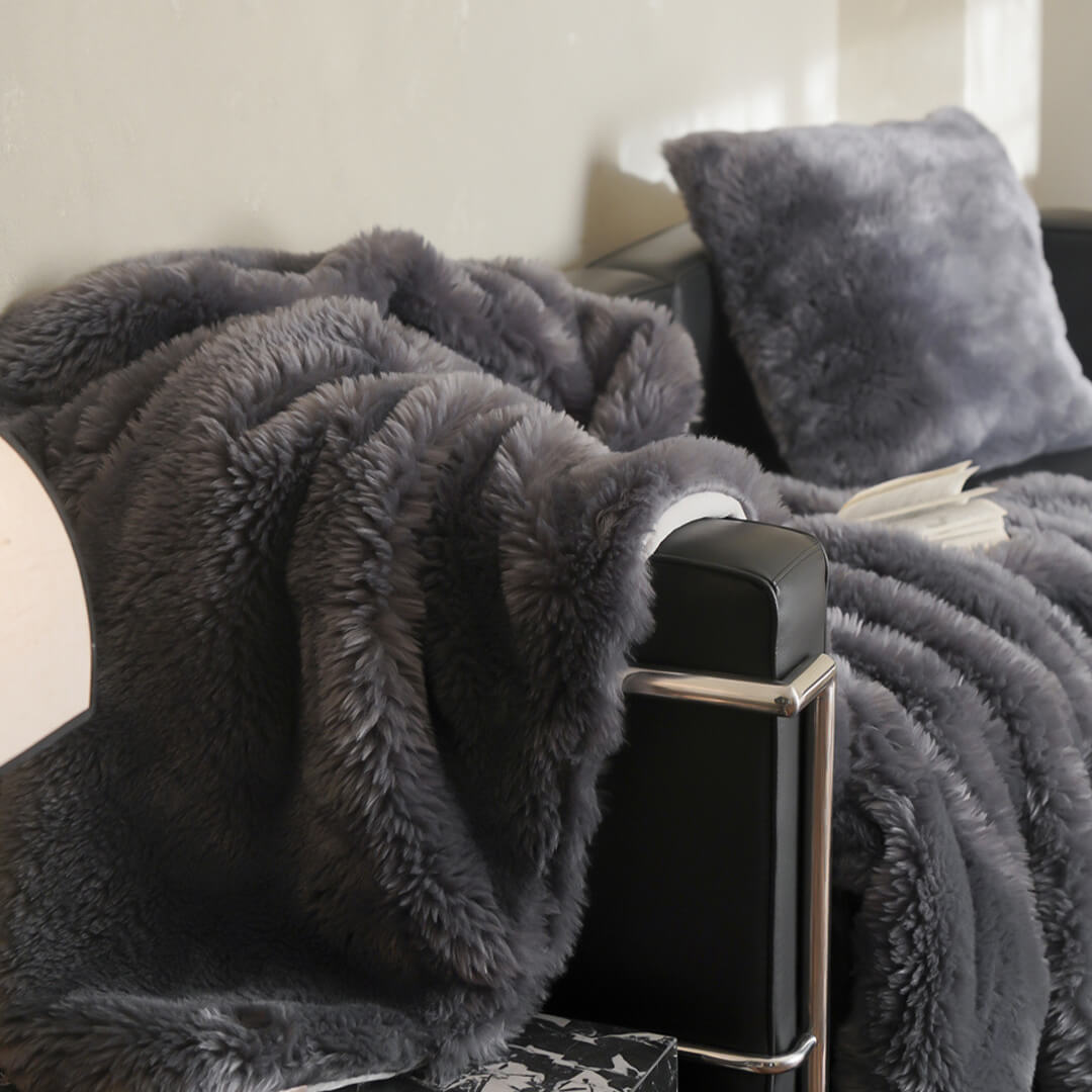 Luxury Soft Wool Throw Blanket for Sofa, Living Room & Bedroom Decor