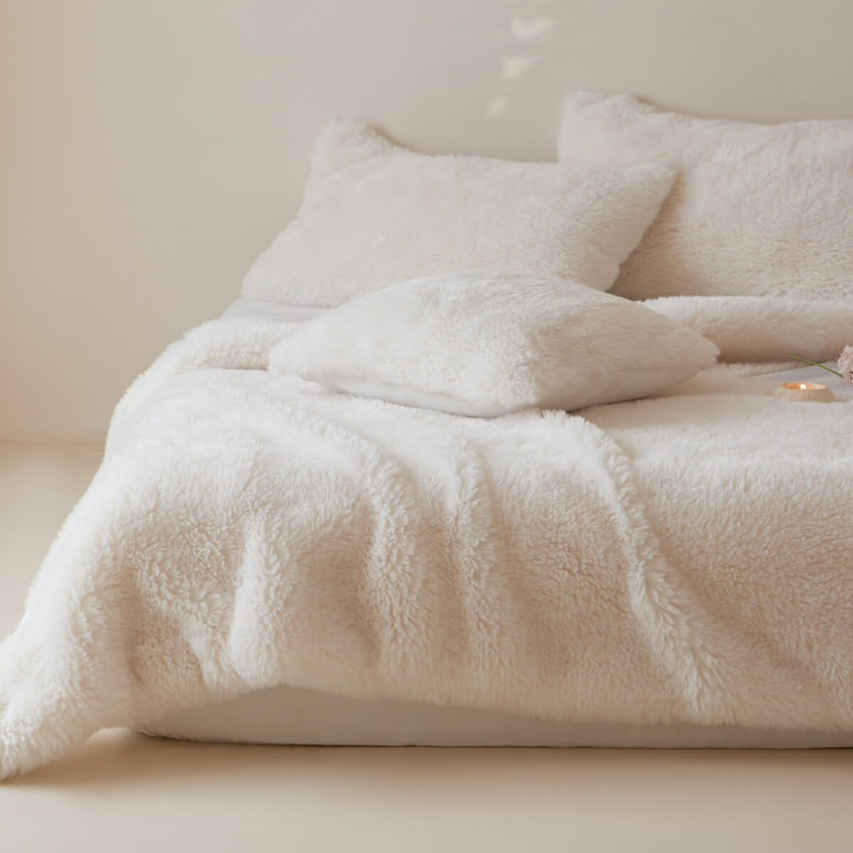 Luxury Soft Wool Throw Blanket for Sofa, Living Room & Bedroom Decor