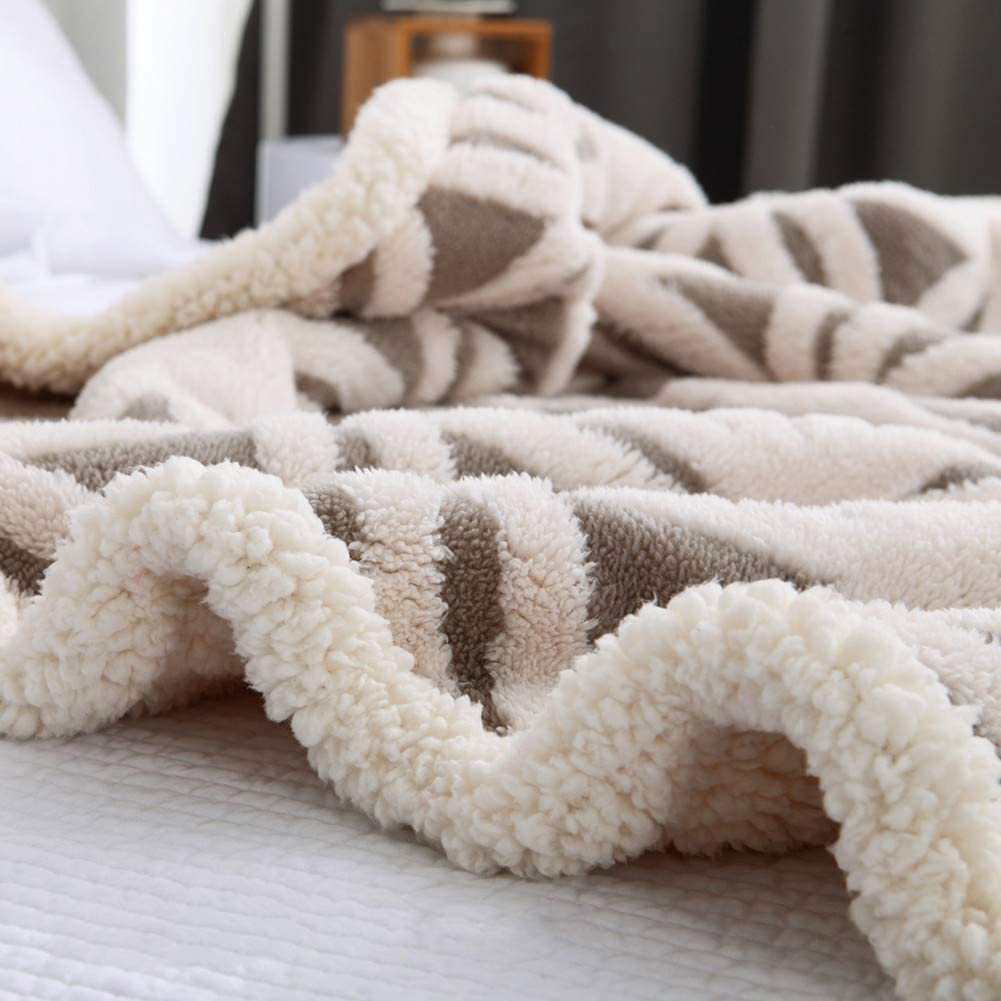 Soft Sherpa Fleece Throw Blanket - Cozy Fuzzy Bed Blanket for Comfort