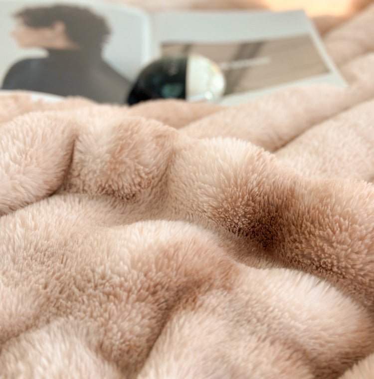 Luxury Soft Faux Fur Throw Blanket - Fluffy Plush Couch Blanket