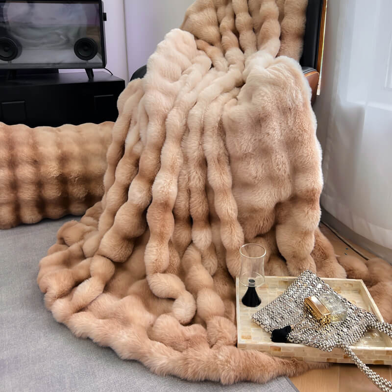 Luxury Fluffy Faux Rabbit Fur Throw Blanket - Ultra Soft & Cozy