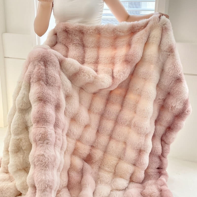 Luxury Fluffy Faux Rabbit Fur Throw Blanket - Ultra Soft & Cozy