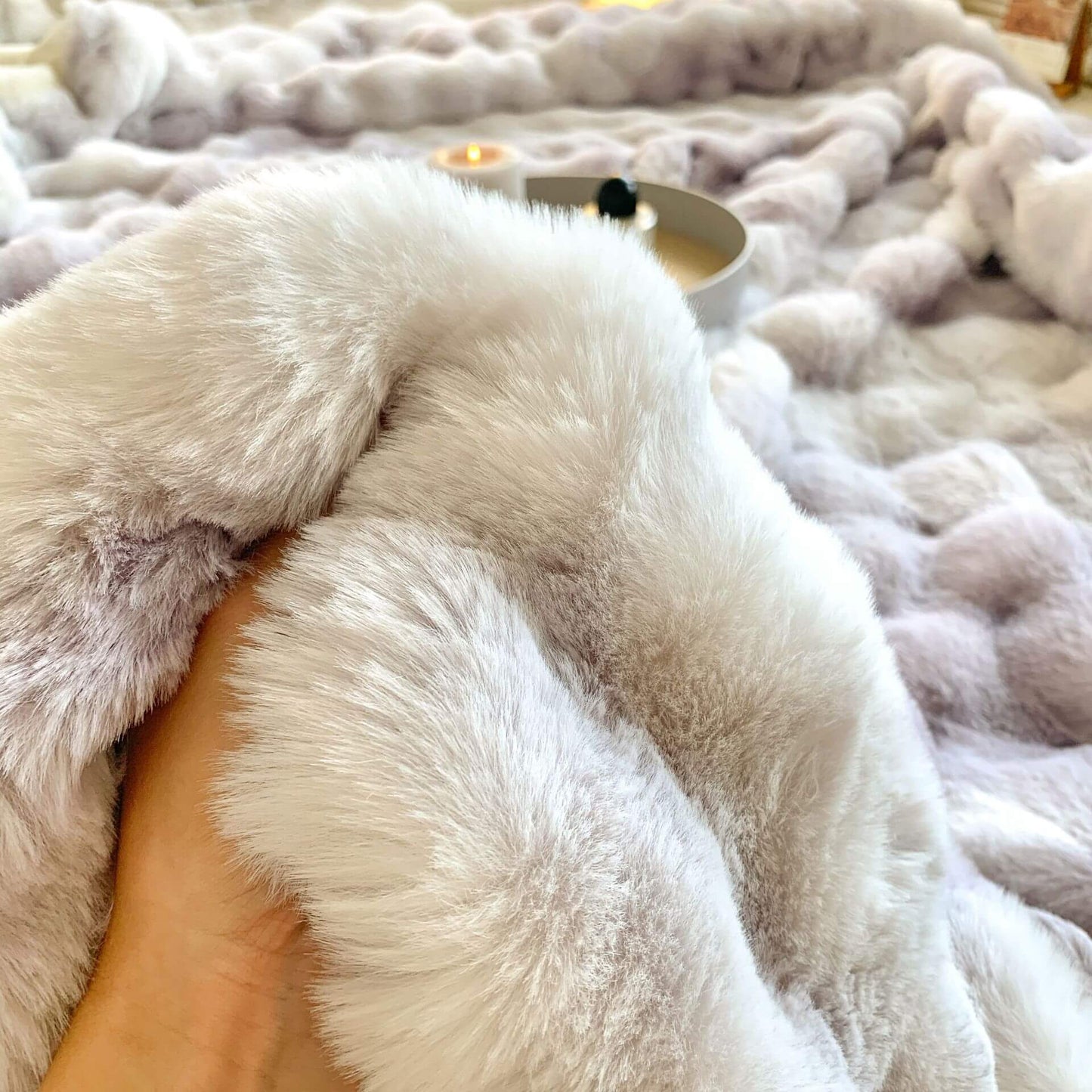 Luxury Fluffy Faux Rabbit Fur Throw Blanket - Ultra Soft & Cozy